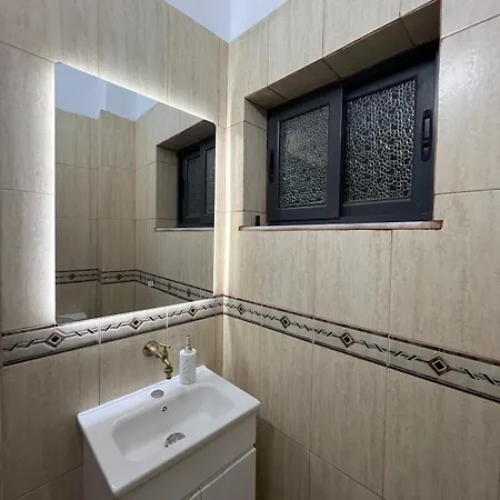 Apartmán 3 Bedroom In The Heart Of Tirana! Tirana