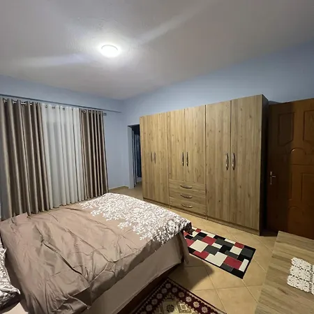 3 Bedroom In The Heart Of Tirana! Apartmán *