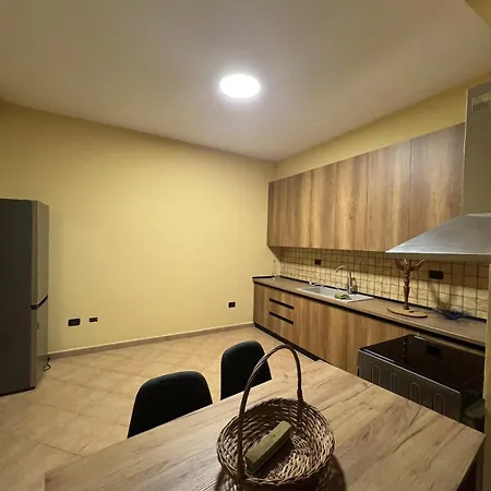 3 Bedroom In The Heart Of Tirana! Apartmán