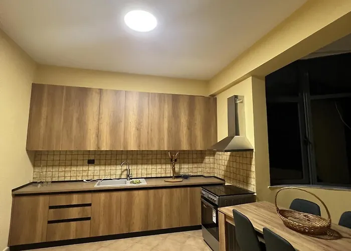 3 Bedroom In The Heart Of Tirana! Apartmán