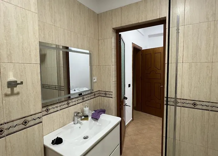 3 Bedroom In The Heart Of Tirana! Apartmán *