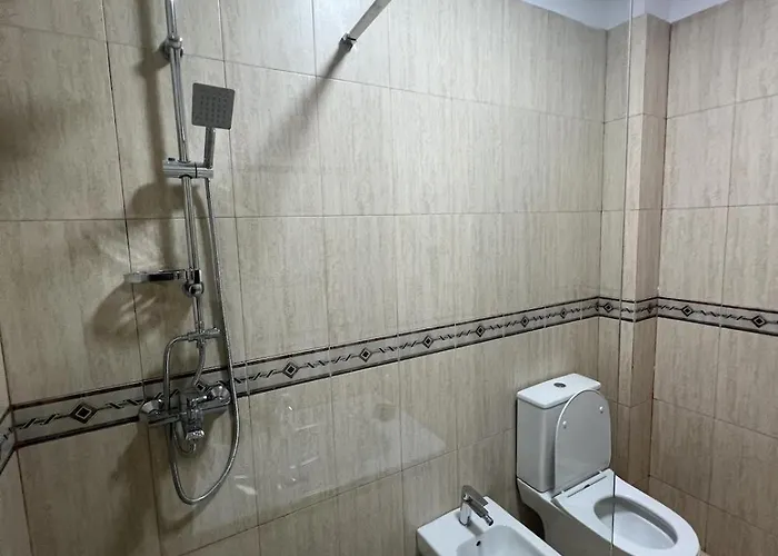 3 Bedroom In The Heart Of Tirana! Apartmán